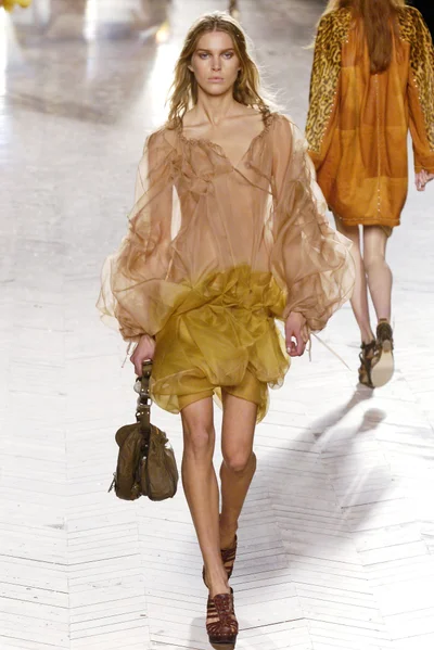 Look 31